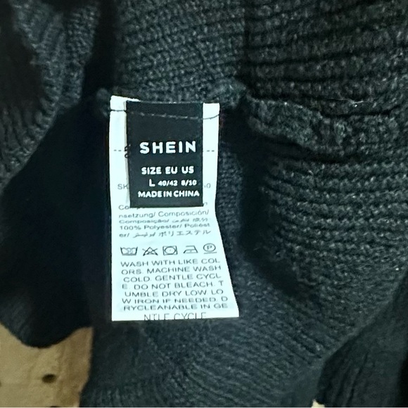 EUC Black Cable Knit Ruffle Flare Mini Skirt - Picture 4 of 4